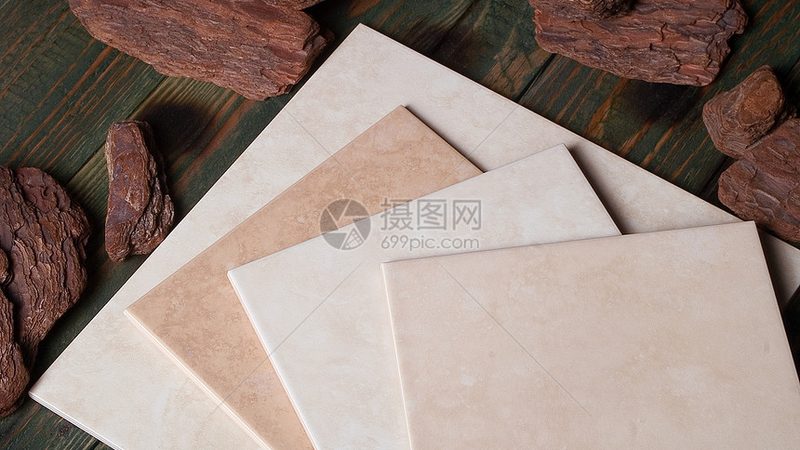 在四川地区，以下是一些知名的瓷砖品牌：